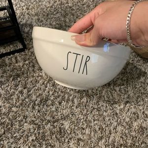 Rae Dunn mixing bowl